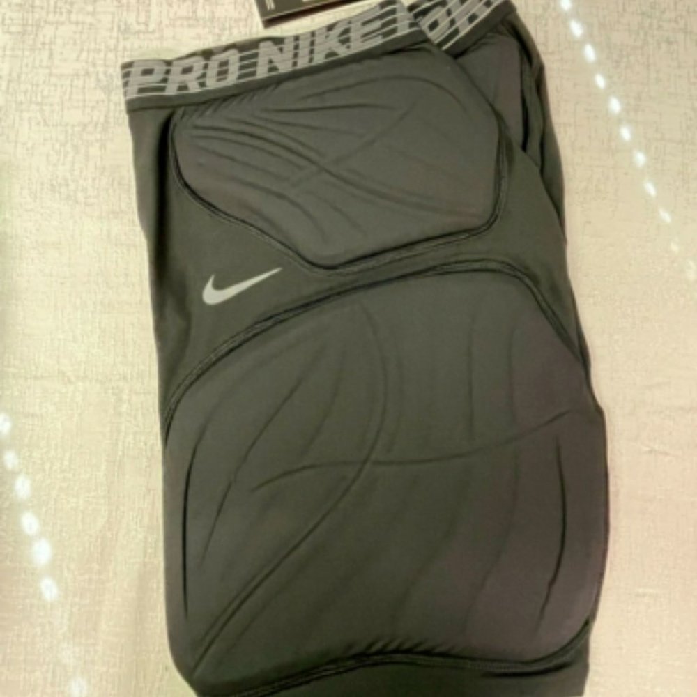 Women's Nike Pro G-League WNBA Hyperstrong Padded Compression Shorts NWT